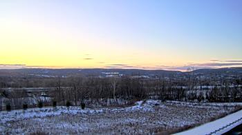 Weather camera view of Wilkes-Barre Area High School.