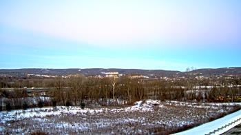 Weather camera view of Wilkes-Barre Area High School.