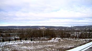 Weather camera view of Wilkes-Barre Area High School.