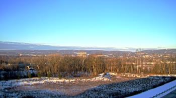 Weather camera view of Wilkes-Barre Area High School.