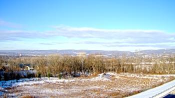 Weather camera view of Wilkes-Barre Area High School.