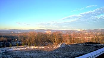 Weather camera view of Wilkes-Barre Area High School.