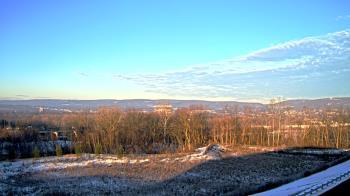 Weather camera view of Wilkes-Barre Area High School.