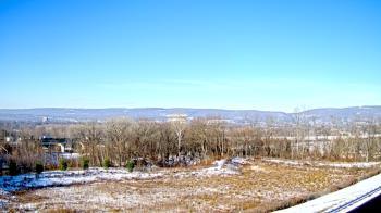 Weather camera view of Wilkes-Barre Area High School.