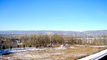Weather camera view of Wilkes-Barre Area High School.