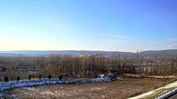 Weather camera view of Wilkes-Barre Area High School.