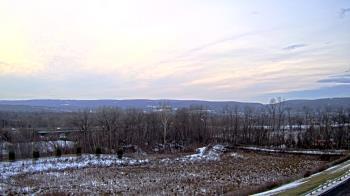 Weather camera view of Wilkes-Barre Area High School.