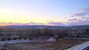 Weather camera view of Wilkes-Barre Area High School.