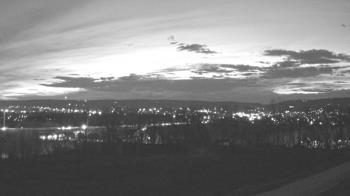 Weather camera view of Wilkes-Barre Area High School.