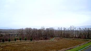 Weather camera view of Wilkes-Barre Area High School.