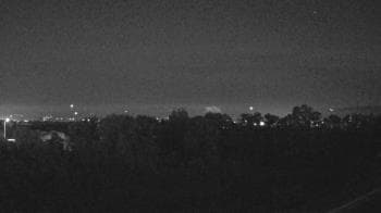 Weather camera view of Wilkes-Barre Area High School.