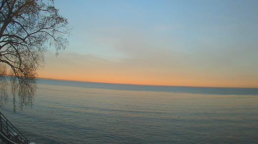 Weather camera view of Forest Lawn Beach.