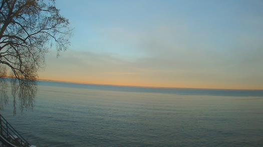 Weather camera view of Forest Lawn Beach.