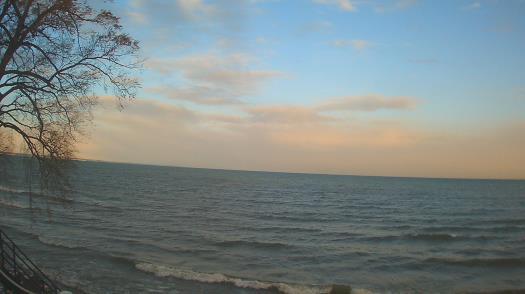 Weather camera view of Forest Lawn Beach.