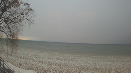 Weather camera view of Forest Lawn Beach.