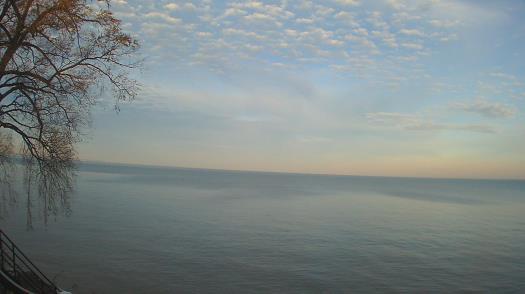 Weather camera view of Forest Lawn Beach.