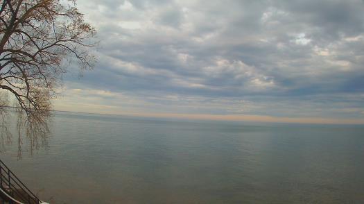 Weather camera view of Forest Lawn Beach.