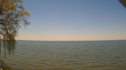 Weather camera view of Forest Lawn Beach.