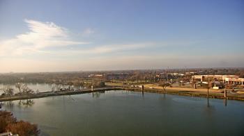 Weather camera view of Commerce Bank.