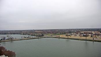 Weather camera view of Commerce Bank.