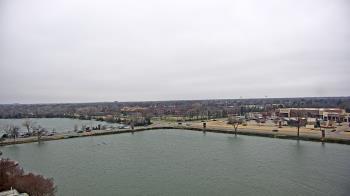 Weather camera view of Commerce Bank.