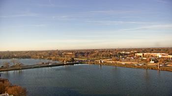 Weather camera view of Commerce Bank.