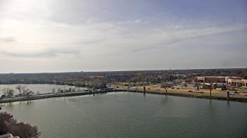 Weather camera view of Commerce Bank.