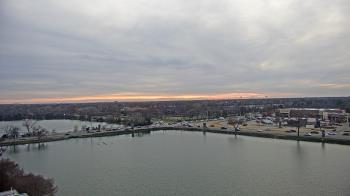 Weather camera view of Commerce Bank.