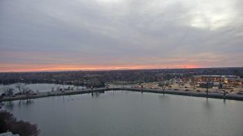 Weather camera view of Commerce Bank.