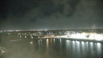 Weather camera view of Commerce Bank.