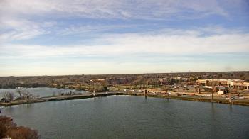 Weather camera view of Commerce Bank.