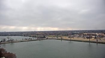 Weather camera view of Commerce Bank.