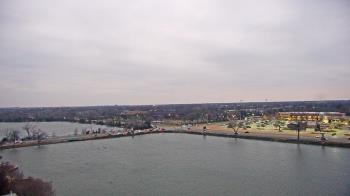 Weather camera view of Commerce Bank.