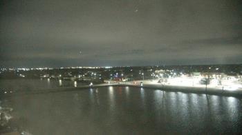 Weather camera view of Commerce Bank.