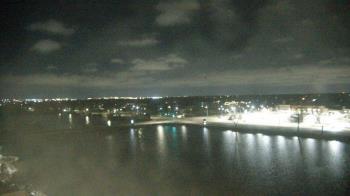 Weather camera view of Commerce Bank.