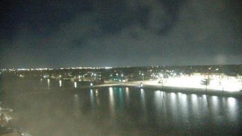 Weather camera view of Commerce Bank.