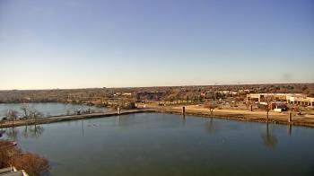 Weather camera view of Commerce Bank.