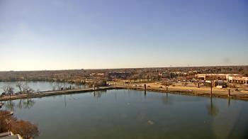 Weather camera view of Commerce Bank.