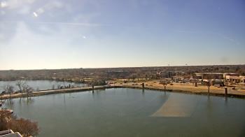 Weather camera view of Commerce Bank.