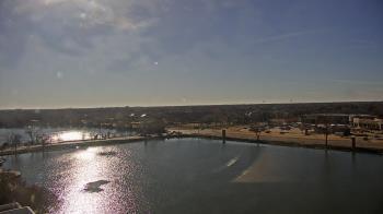 Weather camera view of Commerce Bank.