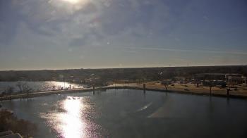 Weather camera view of Commerce Bank.