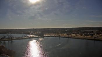 Weather camera view of Commerce Bank.