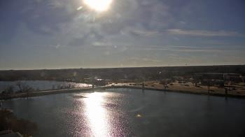 Weather camera view of Commerce Bank.