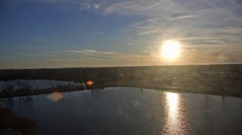 Weather camera view of Commerce Bank.