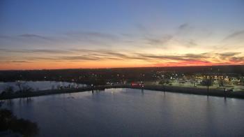 Weather camera view of Commerce Bank.