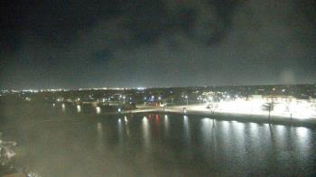 Weather camera view of Commerce Bank.