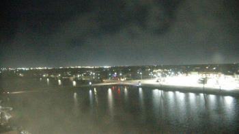 Weather camera view of Commerce Bank.