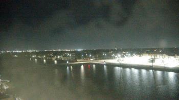 Weather camera view of Commerce Bank.