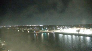 Weather camera view of Commerce Bank.