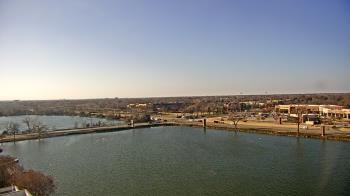 Weather camera view of Commerce Bank.